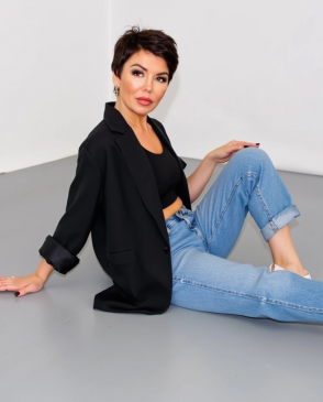 Каролина, 43