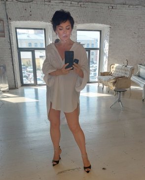 Каролина, 43